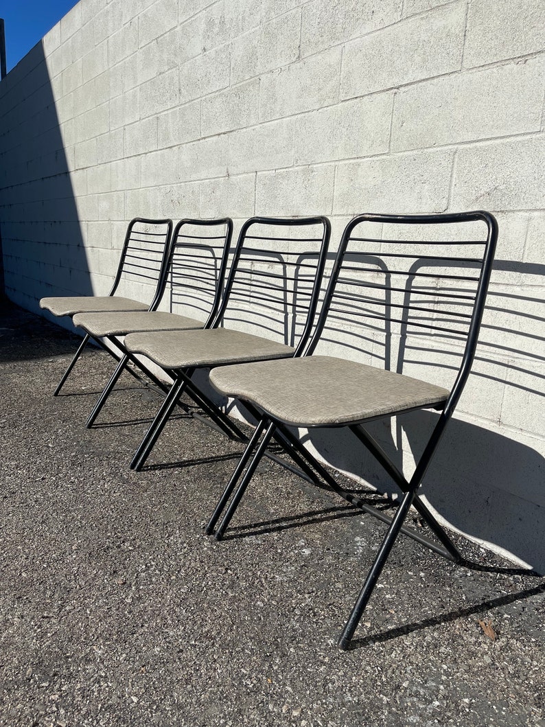 Set of 4 Folding Chairs Metal Vintage Antique Waiting Room Theater Stadium Seats Row Rustic Farmhouse Primitive Seating Chair Bench Country image 2