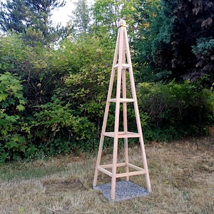 8&#39; Cedar Obelisk 24&quot; Base with 4 Horizontal Rails | Sphere Finial | Buy Direct from Pacific Northwest Manufacturer