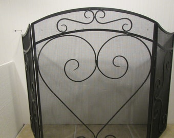 3 Section Folding FIREPLACE Screen Surround* Black mesh with Decorative  black metal design  ** FREE SHIPPING ** blkiron