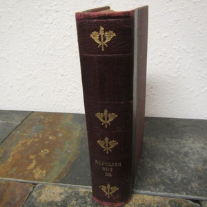 1909 The New IMPERIAL ENCYCLOPEDIA and DICTIONARY volume 32: Antique