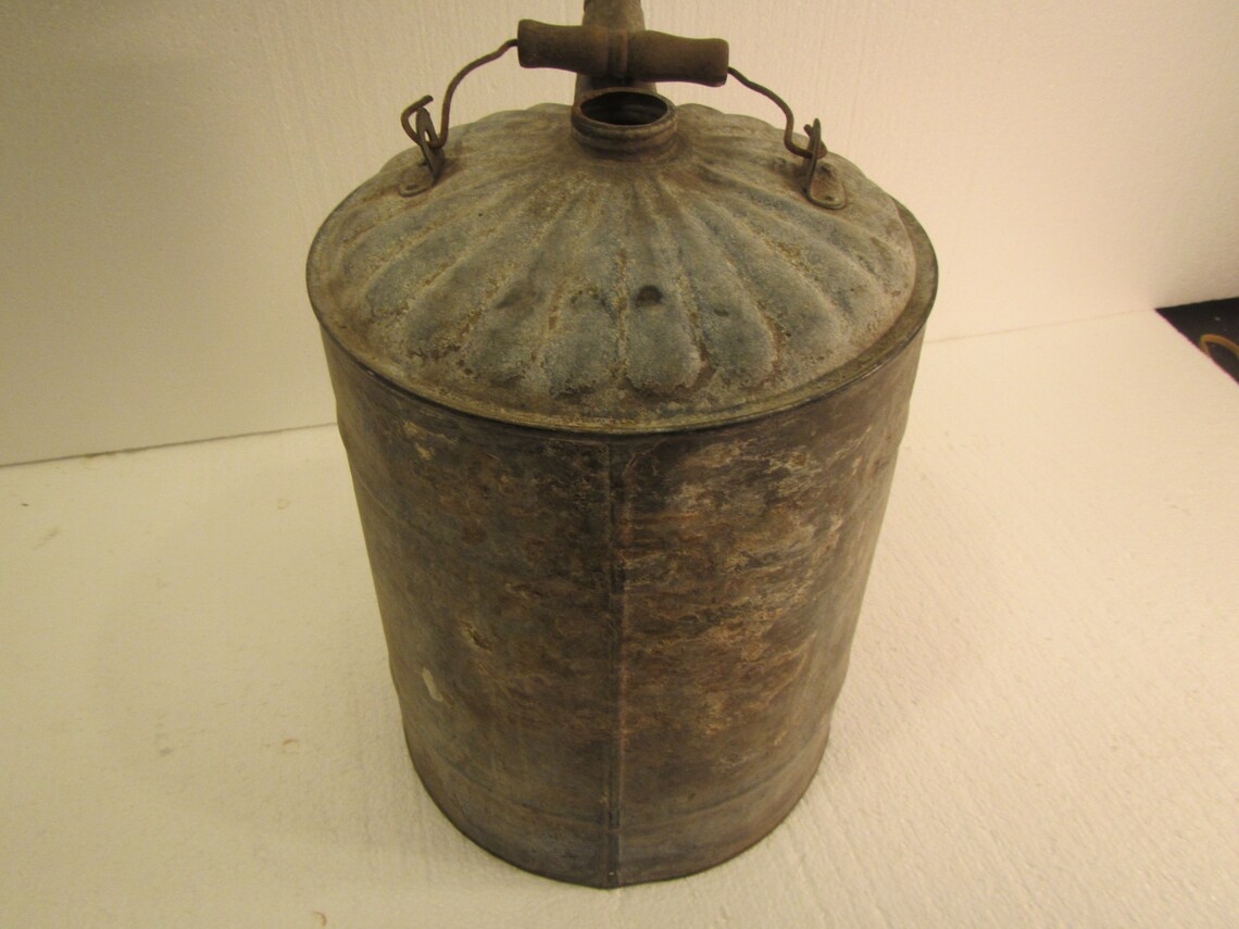 2 Gallon Kerosene Can Lamp Oil Can Fuel Can Gas Can Etsy