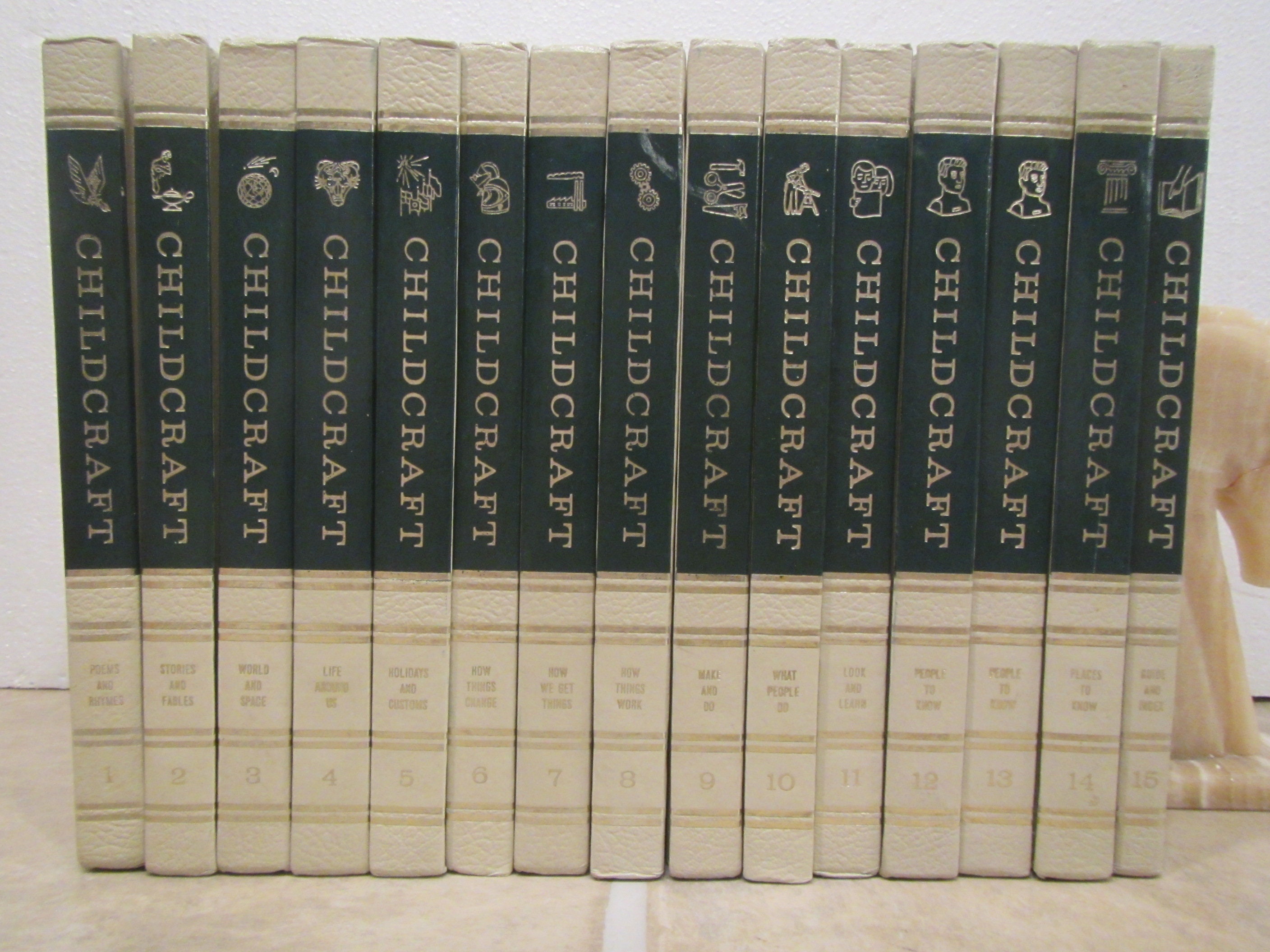 1971 Childcraft the How and Why Library 15 Volume Set