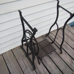 Antique Treadle Sewing Machine Base, Industrial table base, Cast Iron Sewing machine base, Table Base, #CIB-1 ** early 1900s** Free Shipping