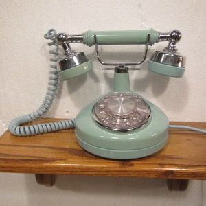 Vintage French European style phone, rotary phone  , princess phone, land line, *** FREE SHIPPING ***