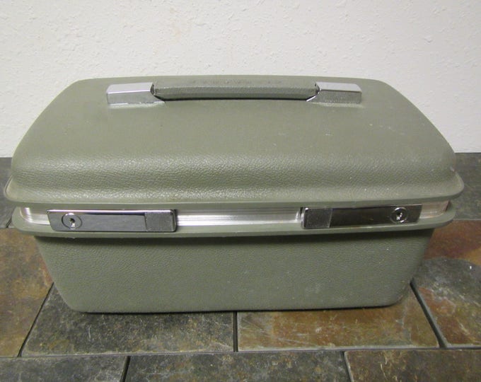 Samsonite Saturn Train Case With Tray Makeup Case Overnight Etsy