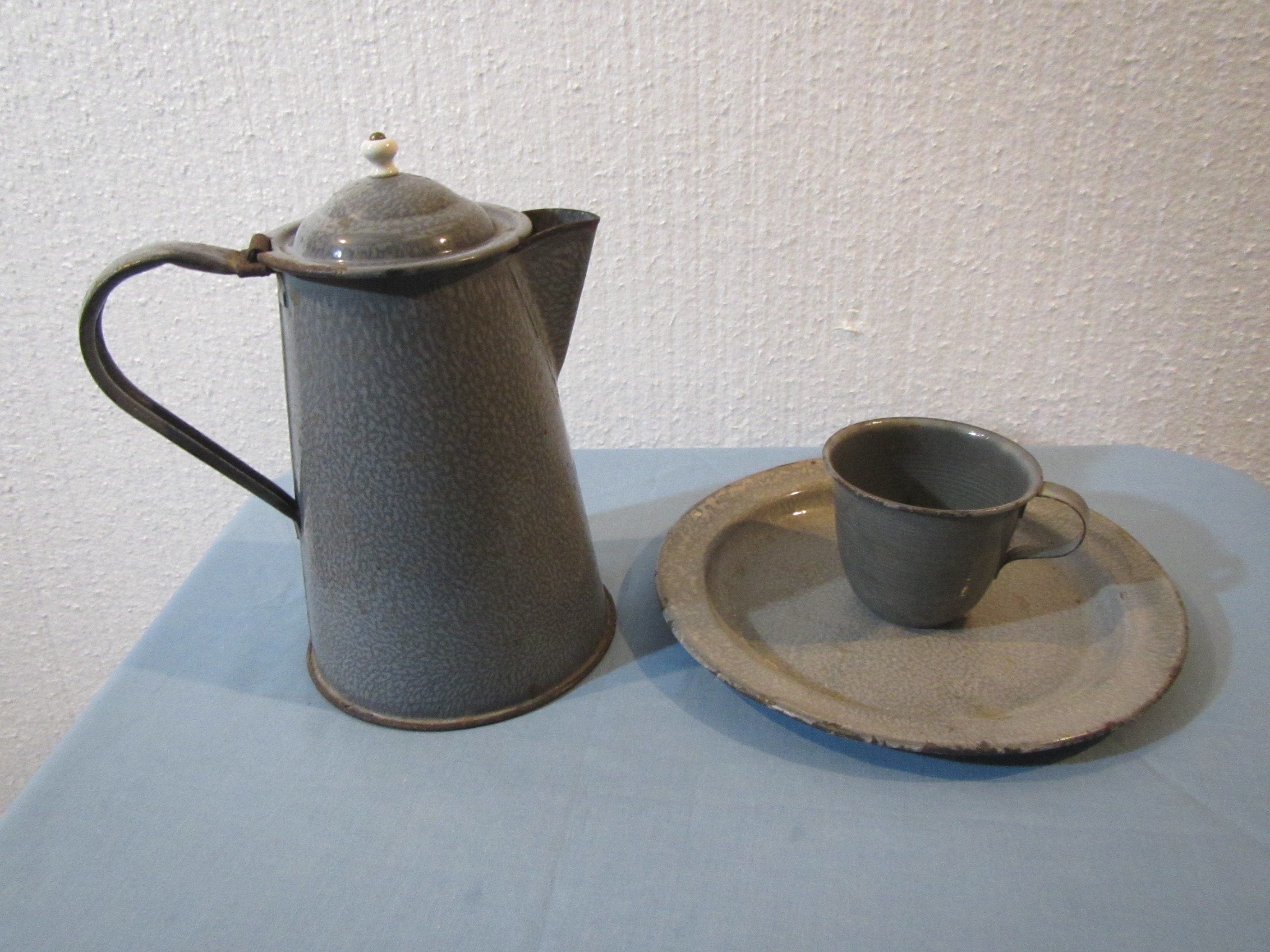 Antique Large Gray Granite Ware Cowboy Coffee Pot 2 1/2 Gallon Bail & –  Zsinta