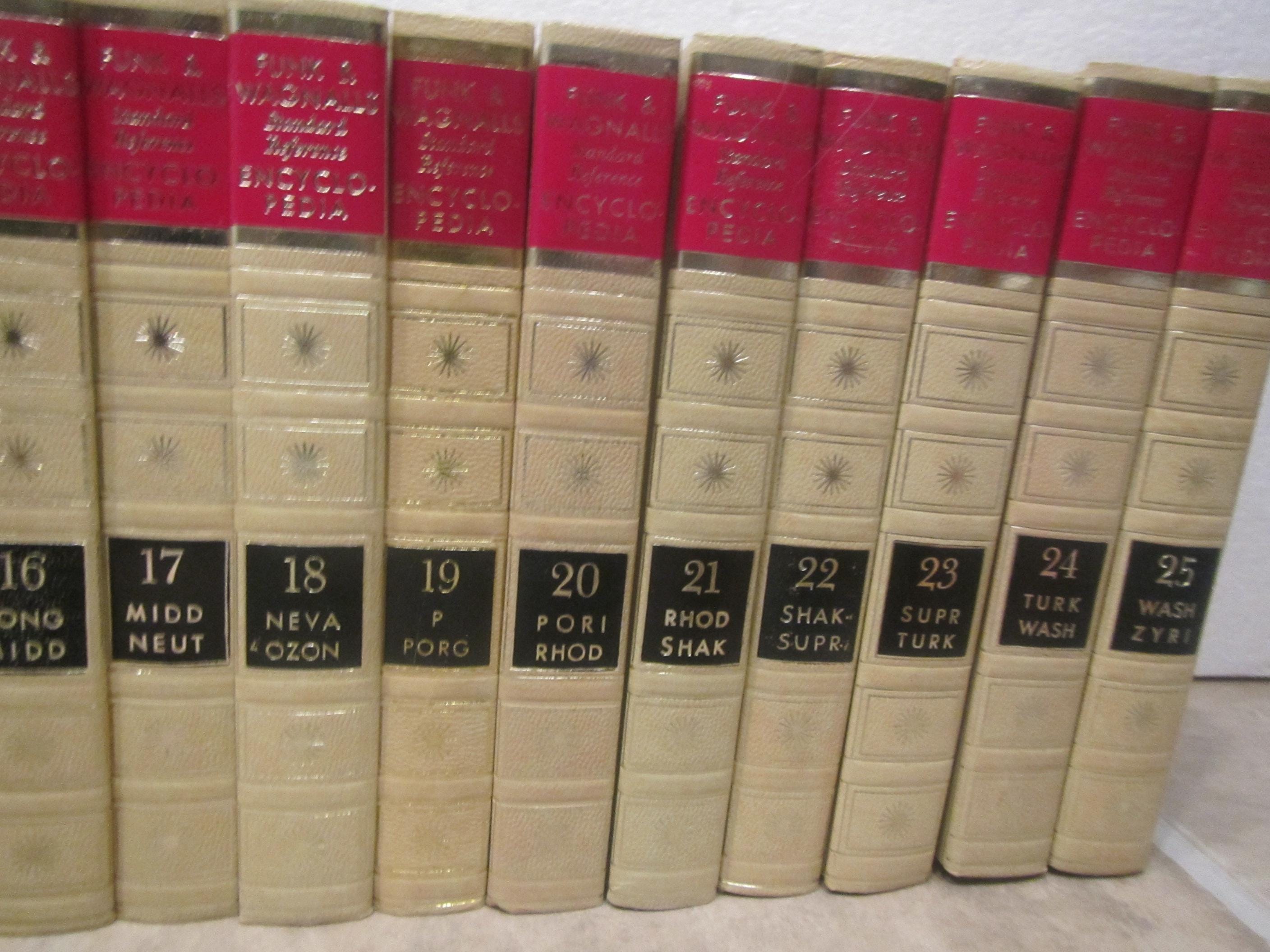 1967 World Book Encyclopedia Set - Etsy