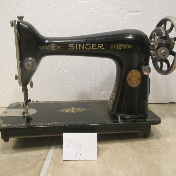 Antique Oct. 1926 SINGER SEWING MACHINE sn. AB285845 manufactured  **  treadle machine  ** Free Shipping ** sing#1 ***