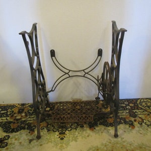 Antique Treadle Sewing Machine Base, Industrial table base, Cast Iron Sewing machine base, Table Base, #CIB-1 ** early 1900s** Free Shipping