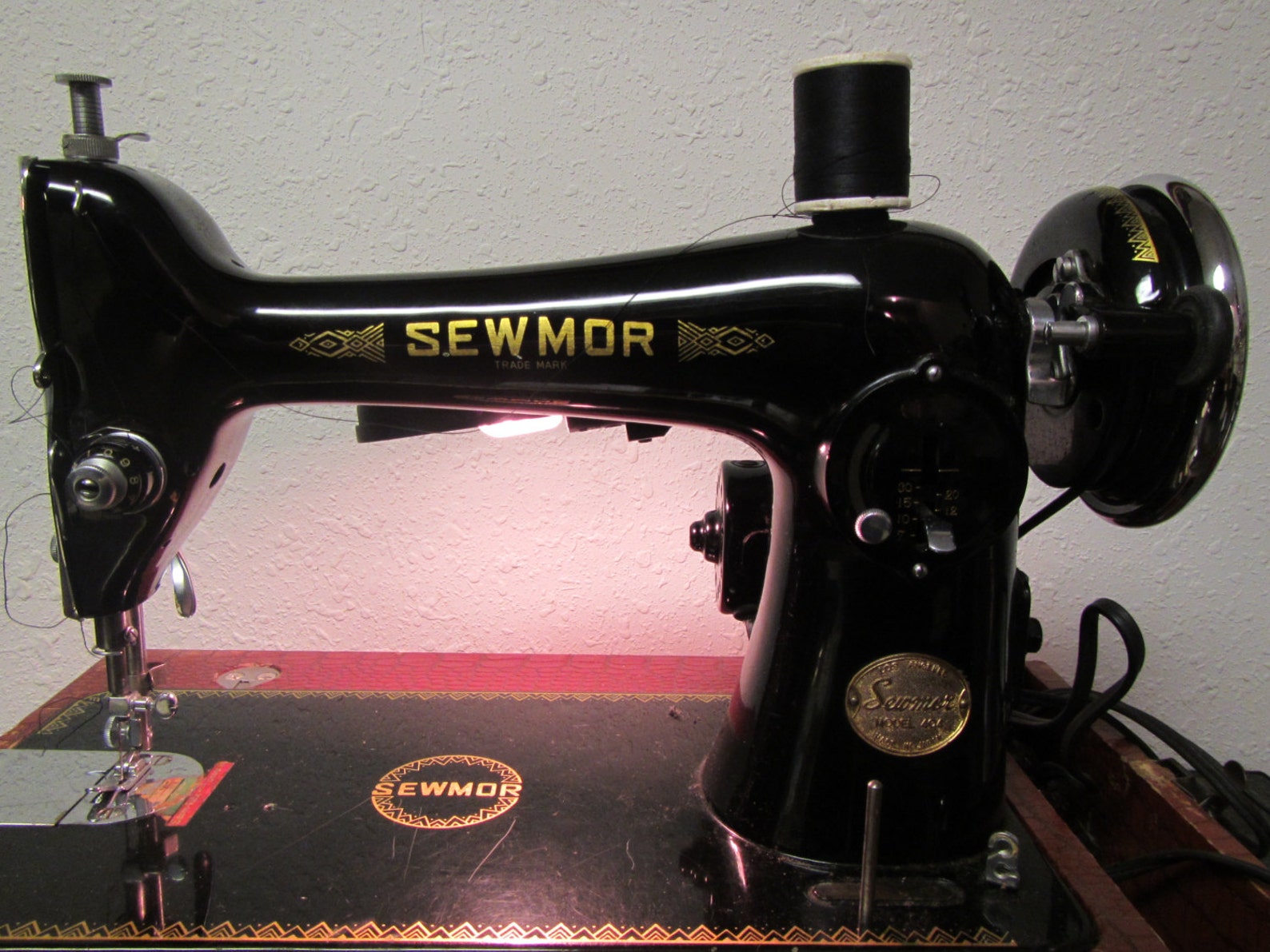 Vintage SEWMOR SEWING MACHINE model 404 electric with foot Etsy