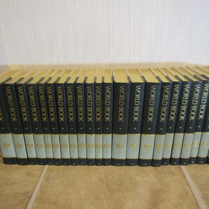 [i：z]BOOKS 1990 42 Volume Set 1990 World Book Encyclopedia Set - Etsy