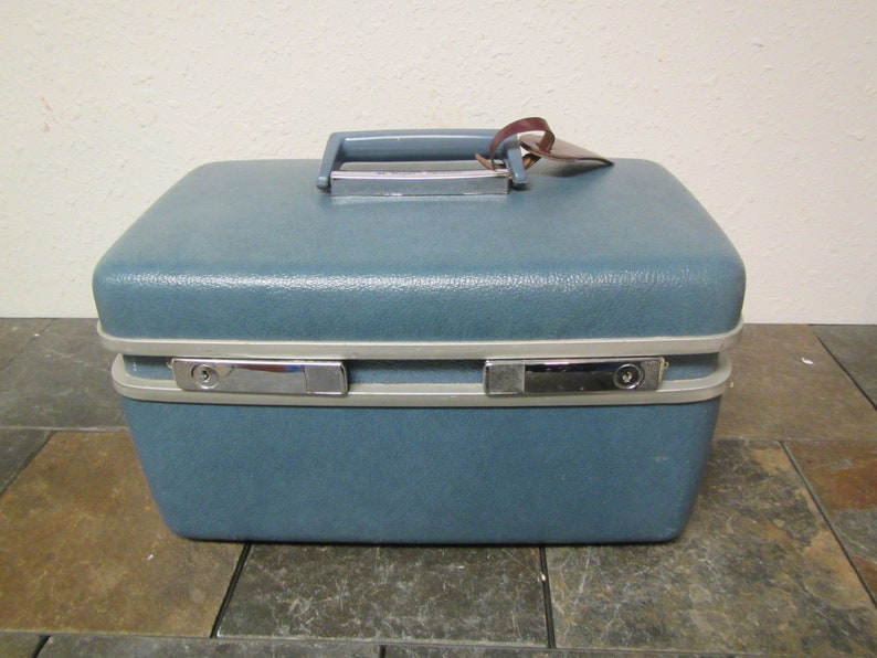 vintage samsonite silhouette train case