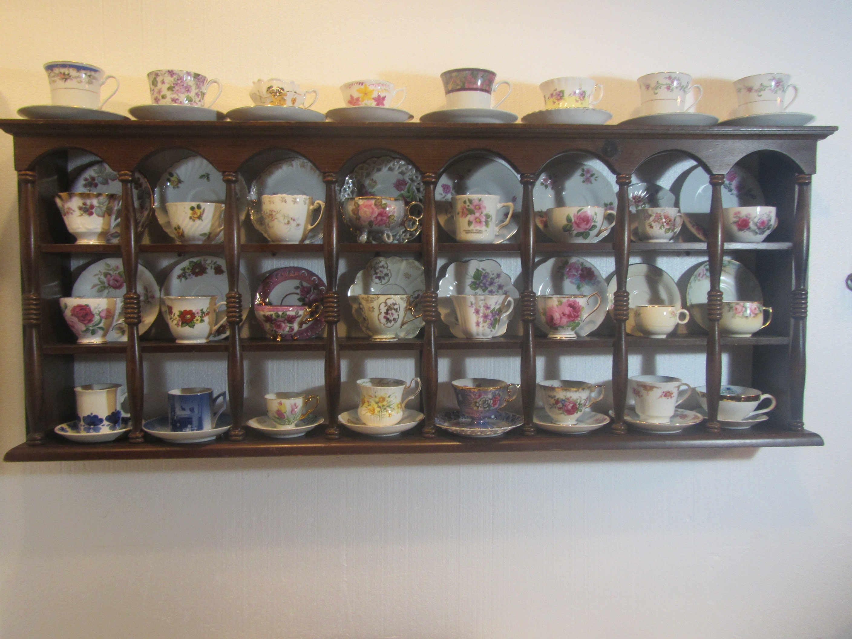 HOHIYA Tea Cup and Saucer Display Stand Teacup Holder 6 Pcs