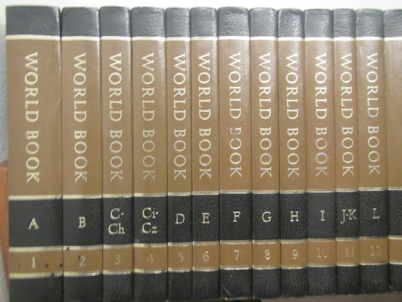 The World Book Encyclopedia 1975 #7 F Fields Enterprises