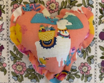 Juguete para gatos hecho a mano - Peluche con forma de corazón - Estampado de llama