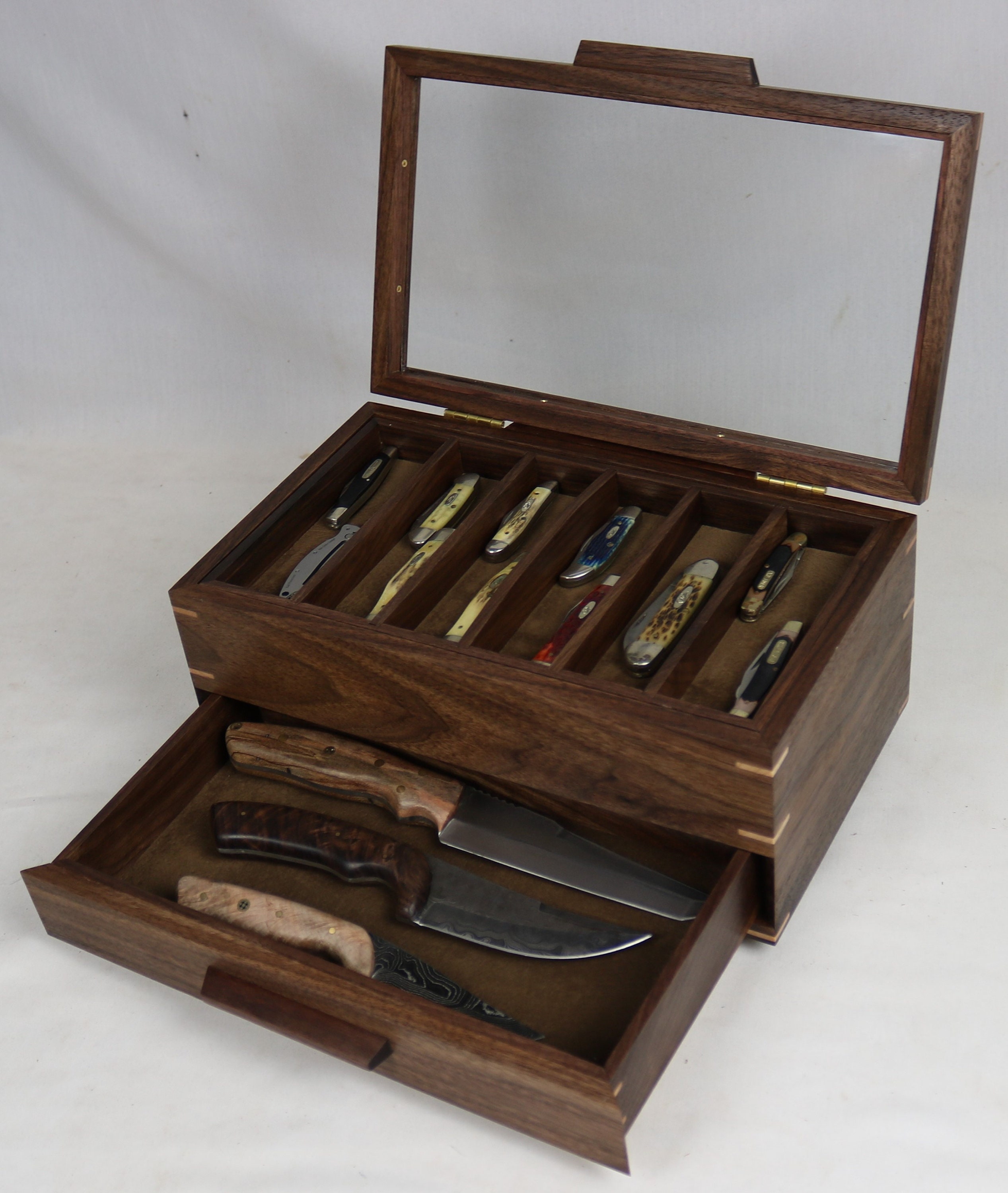 Knife Display Case for sale | Only 2 left at -65%