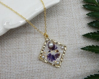 Gold Flower Resin Necklace | Gold Resin Square Necklace Real Flower Pendant Necklace Pearl Necklace Purple Flower Necklace Long Necklace