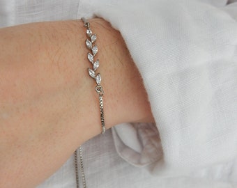 Silver Cubic Zirconia Leaf Bracelet | Bridesmaids Bracelet Gifts Adjustable Dainty leaf Bracelet Diamond Slider Bracelet Wedding Bracelet