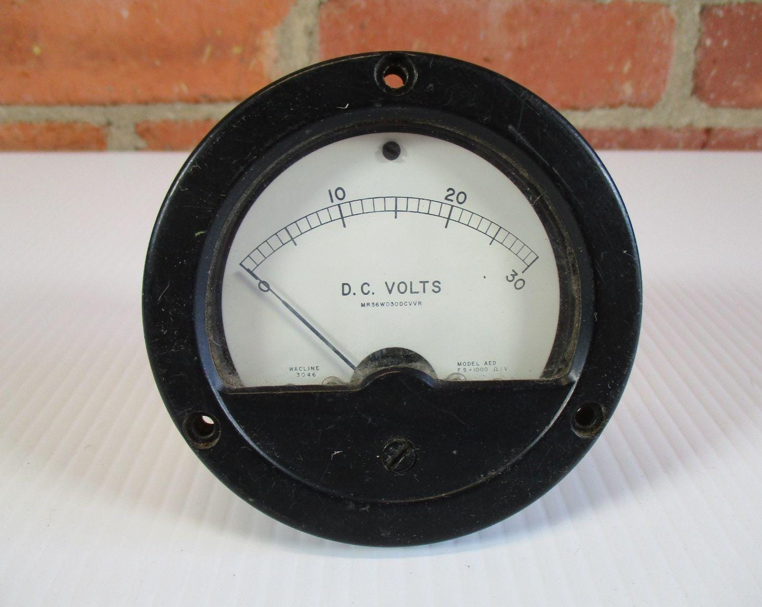 ◆245◆【レア】Vintage volt meter アナログボルトメータ－ Soviet Vintage Ammeter and Voltmeter, Small Retro Electric Devices