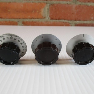 Vintage EF Johnson Viking Instrument Ham Radio Skirted Dial knobs Lot of 3