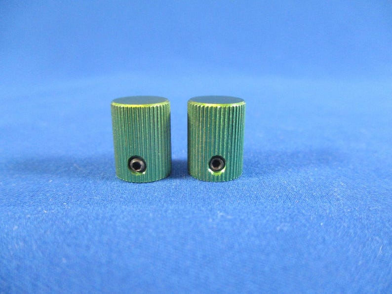Małe zielone, solidne aluminiowe pokrętła sterujące do gitary HiFi, 1/2" x 3/8" Zestaw 2 szt. zdjęcie 2