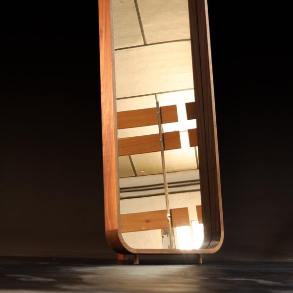Low 70's rectangular wooden floor mirror 03