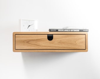 Floating Nightstand in Oak with 1 drawer, straight forehead