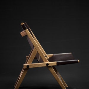 Mid Century Chair in Oak / walnut & Leather