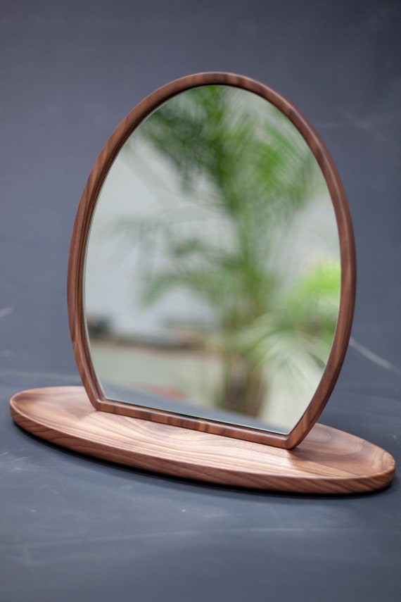 Miroir de courtoisie / Miroir de table / Miroir en bois / En chêne ou noyer  -  France