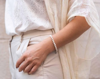 Handmade Croatian limestone bracelet 6 mm | Natural stone from the island Brač
