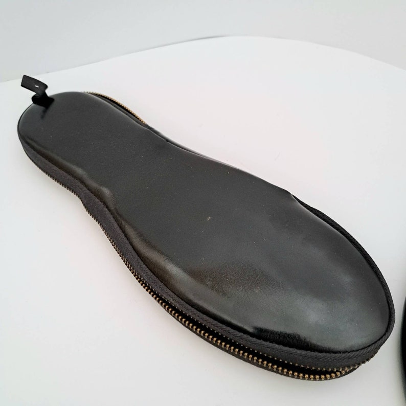 mens travel slippers with case