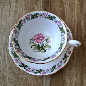 Vintage &quot;Cotswold&quot; Royal Albert Bone China ENGLAND, Teacup and Saucer, Very Bridgerton