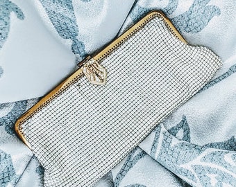 Vintage Clutch Hand Bag Ivory/Pearl Mesh . Bond Street Ltd, NEW YORK. Made in West Germany. Perfect for Vintage Wedding