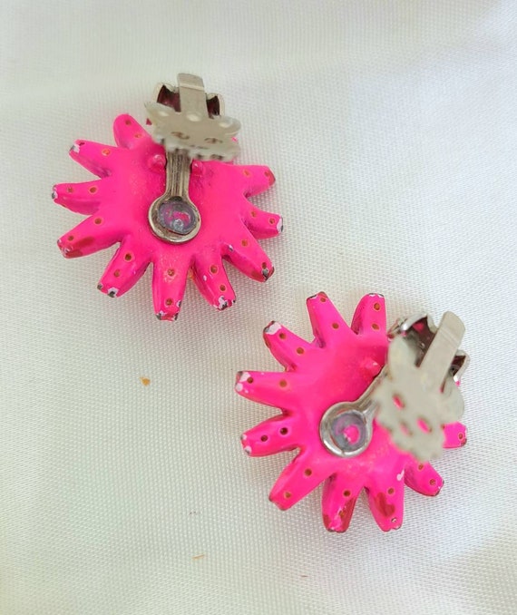 Vintage Weiss Pink Brooch and Clip Earrings Set. … - image 8