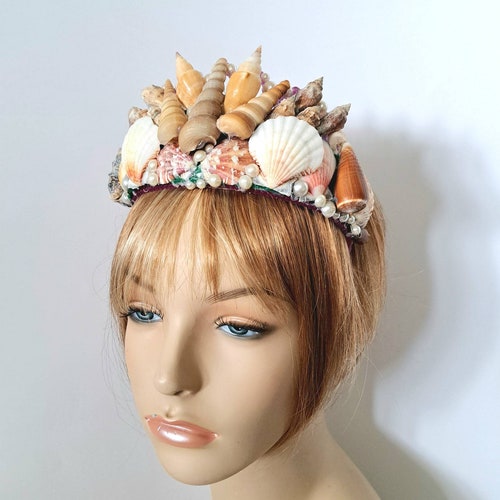 Mermaid Seashell Crown/ Tiera/Head Piece. Hand Made of Various Seashells and newest Faux Pearl Beads, Plastic Flexible Head Band. Halloween