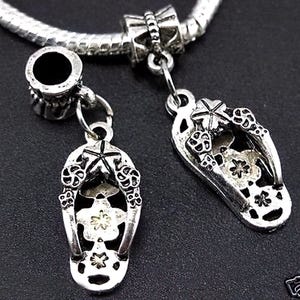 Großes Loch 4,5 mm Tibet Silber Sandale Flip Flop Schuh baumeln Perle europäischen Charme DIY Zubehör für europäische Armband, Pandora