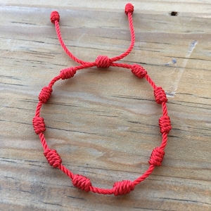 Red string bracelet. Knots bracelet. Kabbalah red string bracelet. Protective bracelet. String bracelet image 3
