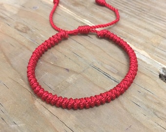Red string bracelet. Chinese knot bracelet. Mal de ojo. Snake knot.