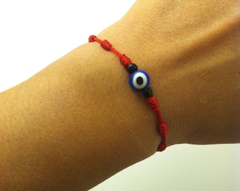 Red string bracelet. Evil eye bracelet. Knots bracelet. Protective bracelet.