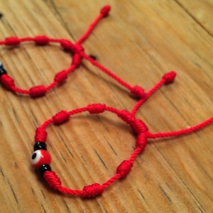 Bracelet oeil mauvais pour bébé. Bracelet bébé mauvais œil. Bracelet bébé. Bracelet bébé Evileye. Mal de ojo. Bracelet noeuds. Bracelet bébé