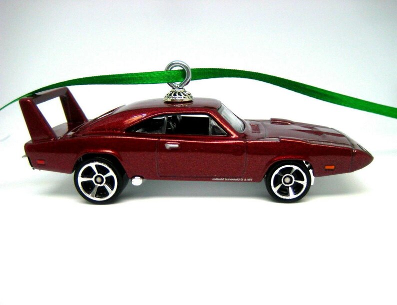 hot wheels 1969 dodge charger daytona