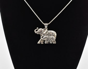 925 Mother and Baby Elephant Necklace