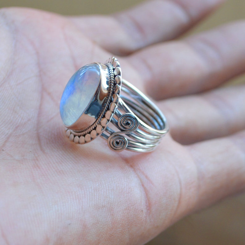 Natural Rainbow Moonstone Ring,925 Sterling Silver Ring,Handmade Ring,Blue Flash Rainbow Moonstone Jewelry,Oval Gemstone Ring amazing Rings