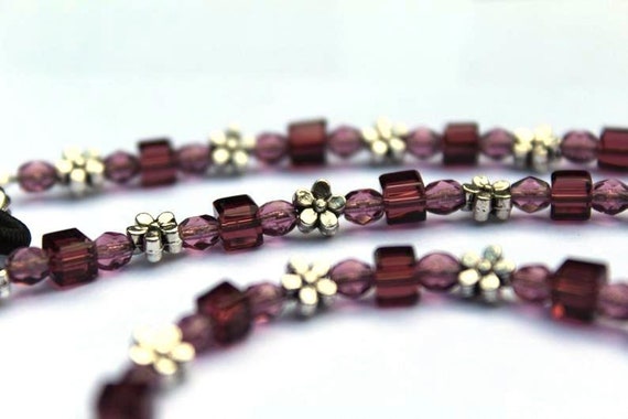 Dainty Daisy Purple Eyeglass Chain