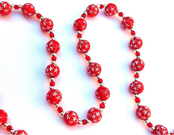 Red Bead Star Lanyard