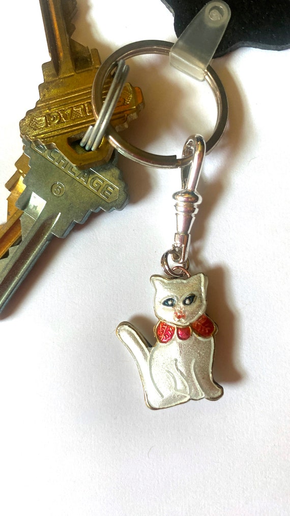 White Cat Keychain Charm, Zipper Pull
