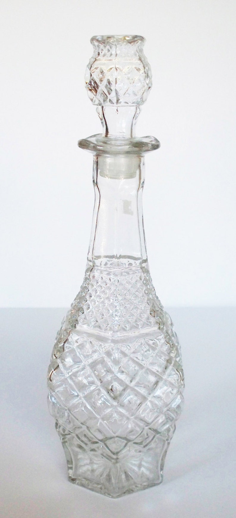 wine and liquor decanters