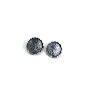 Sterling silver empty frame stud.