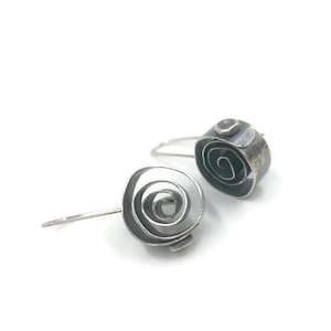 Sterling silver spiral earrings (E47)