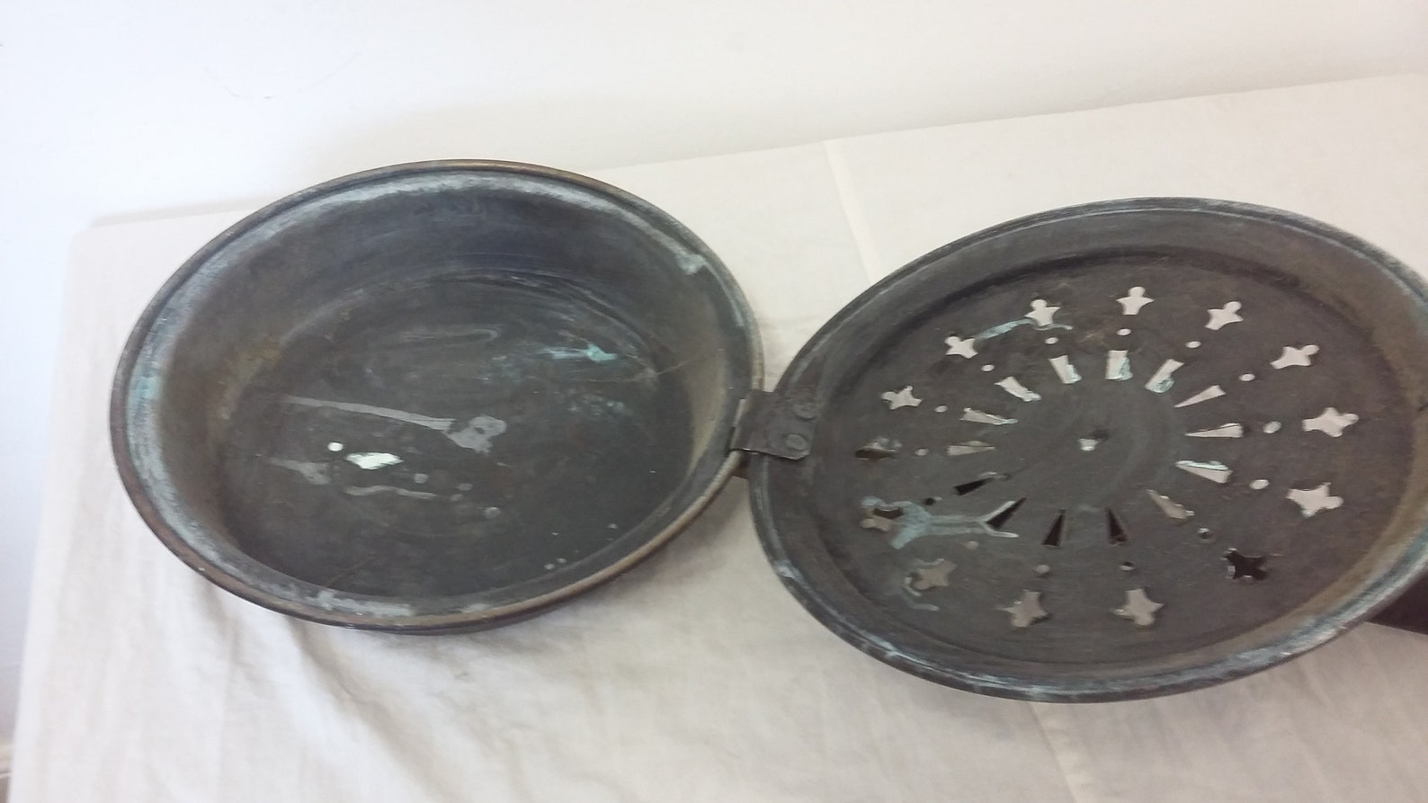 Vintage Brass Bed Pan Bed Warmer Fireplace Chestnut Roaster Etsy UK